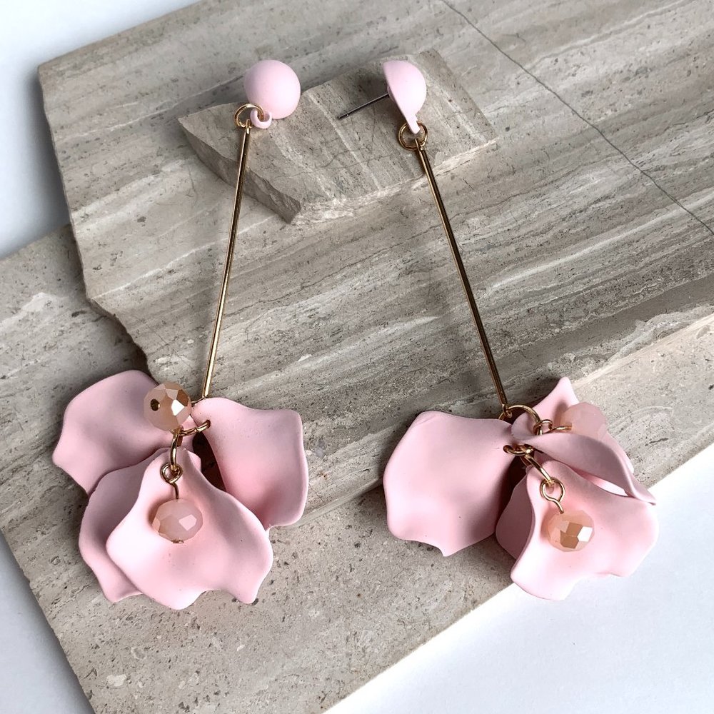 NEW ~ Anthropologie Shashi Blooming Drop Pink "Petunia" Earrings